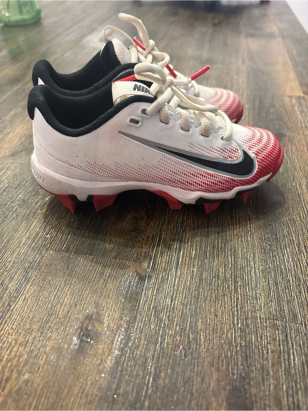 Nike Kids White, Black and Red Cleats